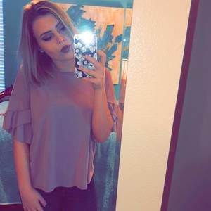 Meet your Posher, Kaylie